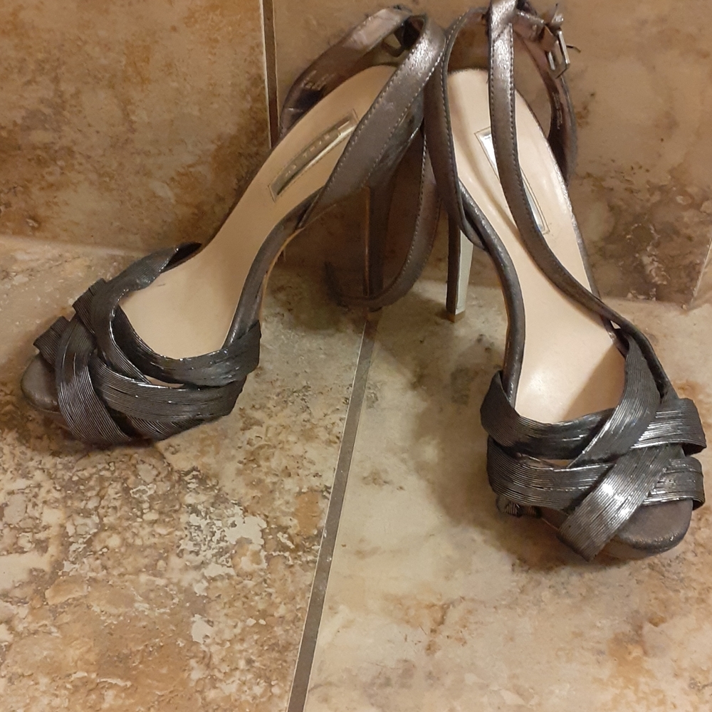 Classy dressed heels